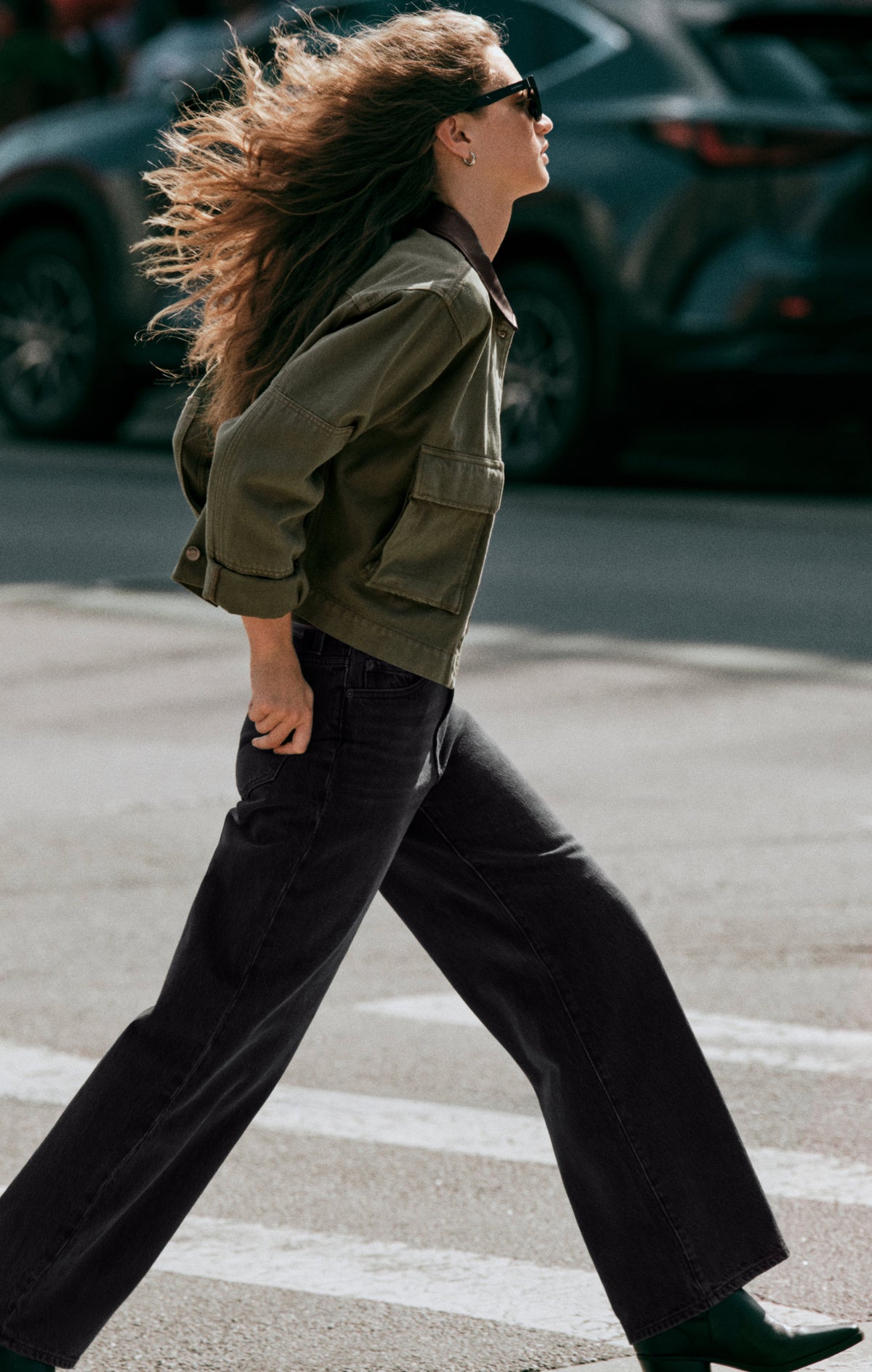 The Show Off High-Rise Bowed Denim
